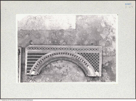 Vorderseite von Glass, Dorothy [https://www.deutsche-digitale-bibliothek.de/content/lizenzen/rv-ez/] Fragmente einer KanzelBogen mit Dekoration - Gesamtansicht, bh287290_recto. Foto: Glass, Dorothy.