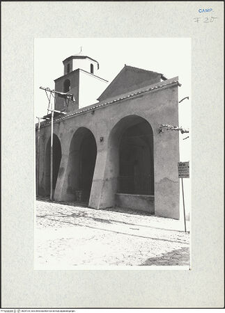 Vorderseite von Glass, Dorothy [https://www.deutsche-digitale-bibliothek.de/content/lizenzen/rv-ez/] Santissima Annunziata - Fassade, Seitenansicht, bh287310_recto. Foto: Glass, Dorothy.