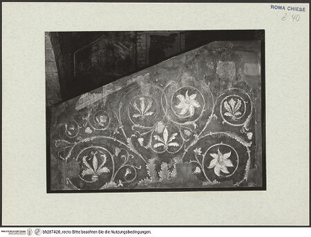 Vorderseite von Vasari [https://www.deutsche-digitale-bibliothek.de/content/lizenzen/rv-ez/] Fresken - Rankenornament, bh287420_recto. Foto.