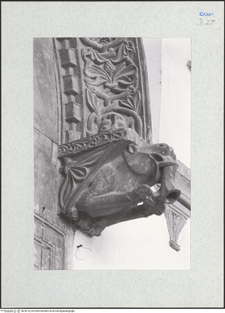 Vorderseite von Glass, Dorothy [https://www.deutsche-digitale-bibliothek.de/content/lizenzen/rv-ez/] Hauptportal - Rechte Seite, Detail, bh290193_recto. Foto: Glass, Dorothy.