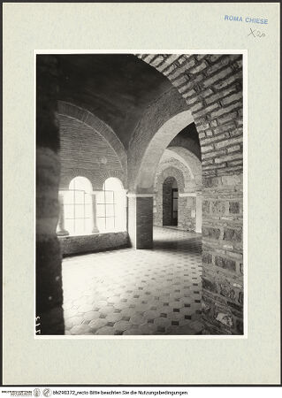 Vorderseite von Istituto Nazionale per la Grafica [https://www.deutsche-digitale-bibliothek.de/content/lizenzen/rv-ez/] Abbazia delle Tre FontaneSanti Vincenzo ed Anastasio - Umgang, bh290372_recto. Foto.