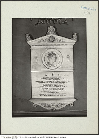 Vorderseite von ICCD [https://rightsstatements.org/page/CNE/1.0/] Grabmal des Felix de Aguirre - Gesamtaufnahme, bh290848_recto. Foto.