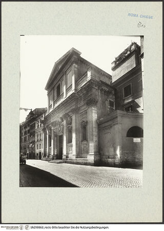 Vorderseite von Gabinetto Fotografico Nazionale [https://www.deutsche-digitale-bibliothek.de/content/lizenzen/rv-ez/] Santa Maria in Monserrato - Ansicht von der Seite, von der Via di Monserrato auf Höhe Via della Barchetta aus, bh290863_recto. Foto.