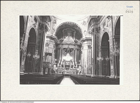 Vorderseite von Bösel, Richard [https://www.deutsche-digitale-bibliothek.de/content/lizenzen/rv-fz/] Chiesa del Gesù Vecchio - Blick in Richtung Presbyterium, bh293248_recto. Foto: Bösel, Richard.