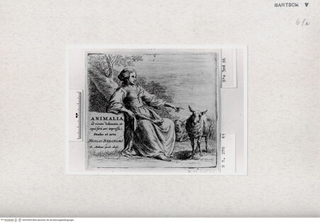 Vorderseite von  [http://creativecommons.org/publicdomain/mark/1.0/] ... - , bh293369. Foto.