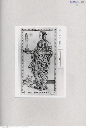 Vorderseite von  [http://creativecommons.org/publicdomain/mark/1.0/] ... - , bh293873. Foto.