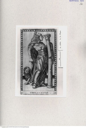 Vorderseite von  [http://creativecommons.org/publicdomain/mark/1.0/] ... - , bh293874. Foto.