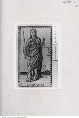 Vorderseite von  [http://creativecommons.org/publicdomain/mark/1.0/] ... - , bh293876. Foto.