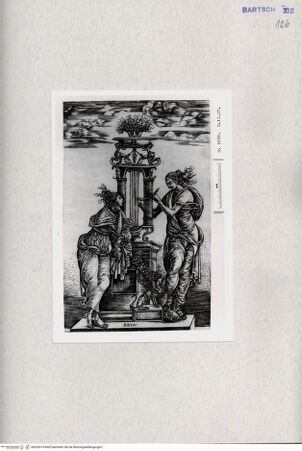 Vorderseite von  [http://creativecommons.org/publicdomain/mark/1.0/] ... - , bh293915. Foto.