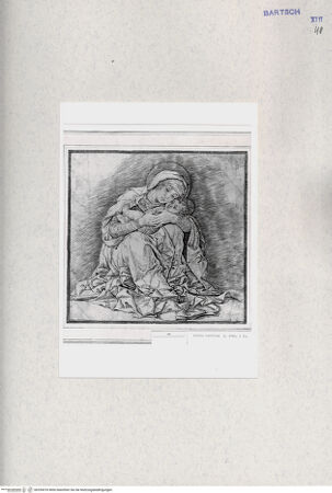 Vorderseite von  [http://creativecommons.org/publicdomain/mark/1.0/] Madonna mit Kind - , bh294376. Foto.