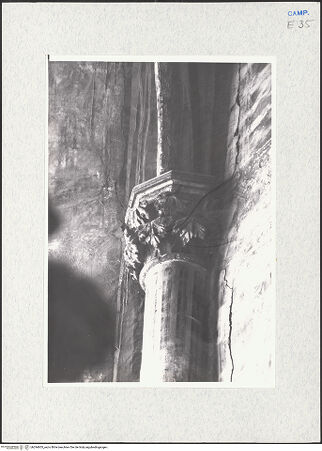 Vorderseite von Krüger, Jürgen [https://www.deutsche-digitale-bibliothek.de/content/lizenzen/rv-fz/] DuomoCappella di Sant'Aspreno (Cappella Tocco) - Kapitell, bh294605_recto. Foto: Krüger, Jürgen.