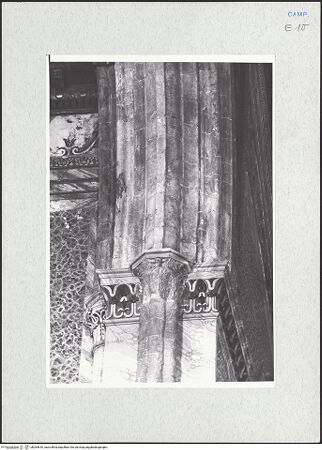 Vorderseite von Krüger, Jürgen [https://www.deutsche-digitale-bibliothek.de/content/lizenzen/rv-fz/] Duomo - Kapitell des Triumphbogens (links), bh294616_recto. Foto: Krüger, Jürgen.