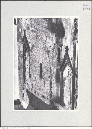 Vorderseite von Krüger, Jürgen [https://www.deutsche-digitale-bibliothek.de/content/lizenzen/rv-fz/] Sant'Eligio al MercatoWestfassade - Detail von Südwesten, bh294654_recto. Foto: Krüger, Jürgen.