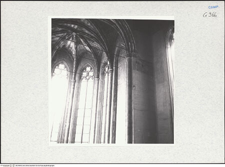 Vorderseite von Krüger, Jürgen [https://www.deutsche-digitale-bibliothek.de/content/lizenzen/rv-fz/] Santa Maria Donnaregina Vecchia - Seitenansicht, Detail, bh294683_recto. Foto: Krüger, Jürgen.