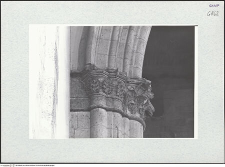 Vorderseite von Krüger, Jürgen [https://www.deutsche-digitale-bibliothek.de/content/lizenzen/rv-fz/] San Lorenzo MaggioreNordquerhaus - Ansicht von Südwesten, bh295588_recto. Foto: Krüger, Jürgen.