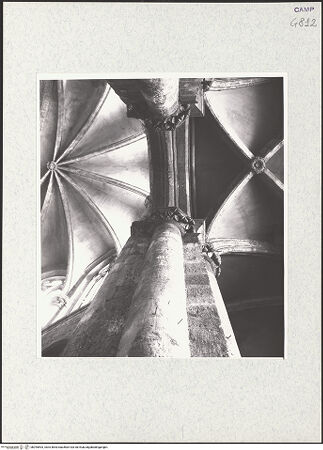 Vorderseite von Krüger, Jürgen [https://www.deutsche-digitale-bibliothek.de/content/lizenzen/rv-fz/] San Lorenzo Maggiore - Ostgewölbe und Chorgewölbe, bh295593_recto. Foto: Krüger, Jürgen.