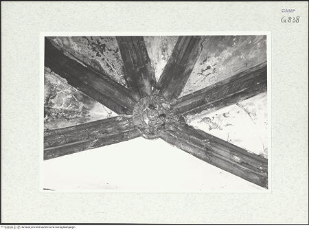 Vorderseite von Krüger, Jürgen [https://www.deutsche-digitale-bibliothek.de/content/lizenzen/rv-fz/] San Lorenzo MaggioreDritte Südkapelle - Gewölbe und Schlussstein, bh295630_recto. Foto: Krüger, Jürgen.