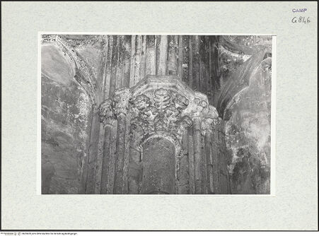 Vorderseite von Krüger, Jürgen [https://www.deutsche-digitale-bibliothek.de/content/lizenzen/rv-fz/] San Lorenzo MaggioreMittlere Kapelle - Kapitell, bh295659_recto. Foto: Krüger, Jürgen.