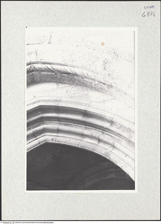 Vorderseite von Krüger, Jürgen [https://www.deutsche-digitale-bibliothek.de/content/lizenzen/rv-fz/] San Lorenzo MaggioreSiebente Nordkapelle - Detail des Bogens, bh295676_recto. Foto: Krüger, Jürgen.