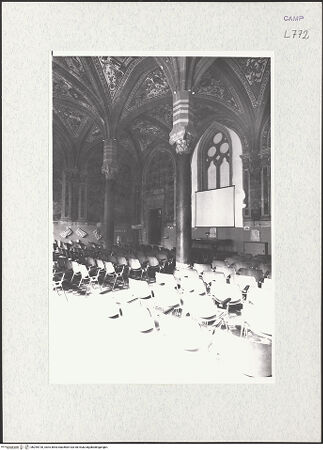 Vorderseite von Krüger, Jürgen [https://www.deutsche-digitale-bibliothek.de/content/lizenzen/rv-fz/] San Lorenzo Maggiore, Convento - Innenraum, bh295720_recto. Foto: Krüger, Jürgen.