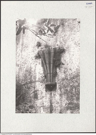 Vorderseite von Krüger, Jürgen [https://www.deutsche-digitale-bibliothek.de/content/lizenzen/rv-fz/] Santa Maria di Realvalle - Konsole, bh295771_recto. Foto: Krüger, Jürgen.