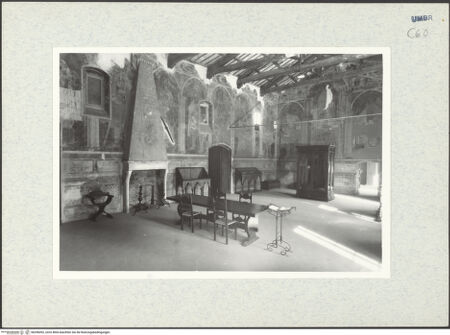 Vorderseite von Getty Research Institute [https://www.deutsche-digitale-bibliothek.de/content/lizenzen/rv-ez/] Palazzo TrinciSala dei Giganti - Nord- und Ostwand, bh296092_recto. Foto: Hutzel, Max.