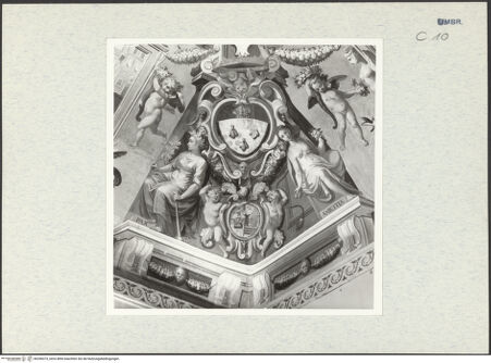 Vorderseite von Getty Research Institute [https://www.deutsche-digitale-bibliothek.de/content/lizenzen/rv-ez/] Szenen aus dem Alten Testament, Wappen und PersonifikationenWappenkartuschen, flankiert von den Personifikationen der Pax und der Amicitia - Gesamtansicht, bh296373_recto. Foto: Hutzel, Max.