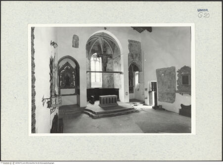 Vorderseite von Getty Research Institute [https://www.deutsche-digitale-bibliothek.de/content/lizenzen/rv-ez/] San FrancescoSan Francesco - Inneres, Blick in die Apsiden, nach Osten, bh296379_recto. Foto: Hutzel, Max.