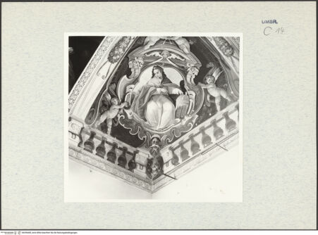 Vorderseite von Getty Research Institute [https://www.deutsche-digitale-bibliothek.de/content/lizenzen/rv-ez/] Dekorationsprogramm mit Personifikationen und Szenen aus der Geschichte DanielsVon Putten umrahmte Kartusche mit der Darstellung der Religio - Gesamtansicht, bh296400_recto. Foto: Hutzel, Max.