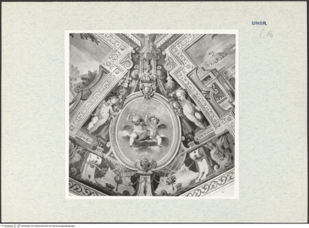 Vorderseite von Getty Research Institute? [https://www.deutsche-digitale-bibliothek.de/content/lizenzen/rv-ez/] Deckendekoration mit allegorischen Figuren und PuttiMedaillon mit Puttenpaar auf Wolken - Gesamtansicht, bh296409_recto. Foto: Hutzel, Max.