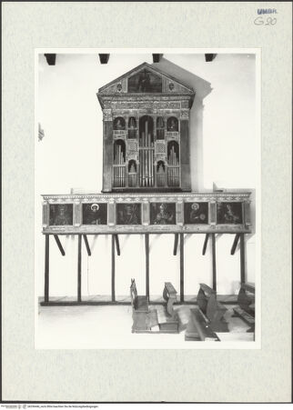 Vorderseite von Getty Research Institute [https://www.deutsche-digitale-bibliothek.de/content/lizenzen/rv-ez/] Orgelprospekt - Gesamtansicht, frontal, bh296446_recto. Foto: Hutzel, Max.