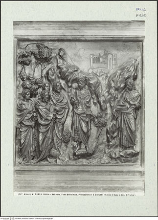 Vorderseite von Alinari [https://www.deutsche-digitale-bibliothek.de/content/lizenzen/rv-ez/] TaufbrunnenSzenen aus dem Leben des Zacharias und Johannes des TäufersPredigt des Täufers - Gesamtansicht, bh296605_recto. Foto.