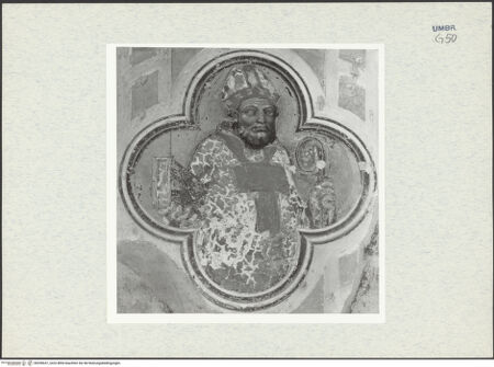 Vorderseite von Todini, Filippo [https://www.deutsche-digitale-bibliothek.de/content/lizenzen/rv-ez/] Vierpass mit heiligem Bischof - Gesamtansicht mit Vierpass, bh296637_recto. Foto.