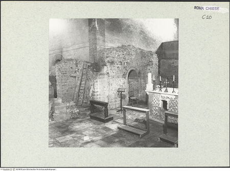 Vorderseite von DAI [https://www.deutsche-digitale-bibliothek.de/content/lizenzen/rv-ez/] Sant'Alessandro - Chor und linkes Querhaus, bh298029_recto. Foto.