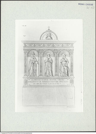 Vorderseite von Bibliotheca Hertziana [https://www.deutsche-digitale-bibliothek.de/content/lizenzen/rv-fz/] Altar mit Maria und den Heiligen Katharina von Alexandrien (rechts) und Augustinus (links), in Santa Maria del Popolo (Taf. LXVI aus  G. Fontana, "Raccolta delle migliori chiese di Roma e suburbane espresse in tavole disegnate ed incise da G. Fontana", vol.III, Rom 1838) - , bh298594_recto. Foto.