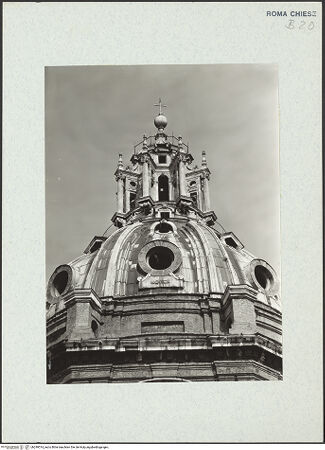 Vorderseite von ICCD [https://www.deutsche-digitale-bibliothek.de/content/lizenzen/rv-ez/] Santa Maria di Loreto - Außenansicht der Kuppel, bh299514_recto. Foto.