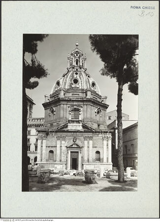 Vorderseite von ICCD [https://www.deutsche-digitale-bibliothek.de/content/lizenzen/rv-ez/] Santa Maria di Loreto - Fassade (Süd-Ost-Seite), bh299515_recto. Foto.