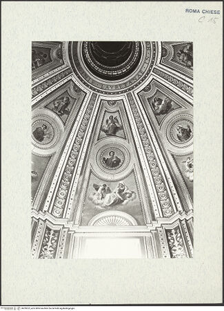 Vorderseite von ICCD [https://www.deutsche-digitale-bibliothek.de/content/lizenzen/rv-ez/] Sibyllen, Propheten, Engel und HeiligeSegment: Heiliger Hieronymus (?), Evangelist Johannes und Engel - Kuppelwölbung, Ausschnitt, bh299523_recto. Foto.