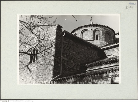 Vorderseite von Pace, Valentino [https://www.deutsche-digitale-bibliothek.de/content/lizenzen/rv-fz/] San Giusto - Kuppel der Gedächtniskapelle für den heiligen Justus, von Südosten, bh301417_recto. Foto: Pace, Valentino.