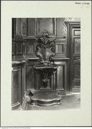 Vorderseite von ICCD [https://www.deutsche-digitale-bibliothek.de/content/lizenzen/rv-ez/] Monstranz- und Reliquienkonsole mit Kniebank - , bh302316_recto. Foto.