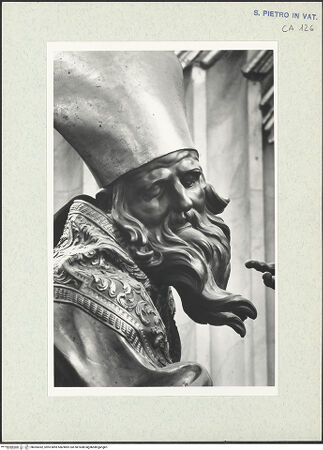 Vorderseite von Bibliotheca Hertziana [https://www.deutsche-digitale-bibliothek.de/content/lizenzen/rv-fz/] Cathedra PetriKirchenväterDer heilige Ambrosius - Detailansicht: Ambrosius, bh305362_recto. Foto: Wiedenhoeft, Ron.