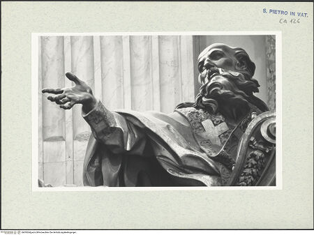 Vorderseite von Bibliotheca Hertziana [https://www.deutsche-digitale-bibliothek.de/content/lizenzen/rv-fz/] Cathedra PetriKirchenväterDer heilige Athanasius - Detailansicht: Athanasius mit ausgestreckter Hand, Querformat, bh305364_recto. Foto: Wiedenhoeft, Ron.