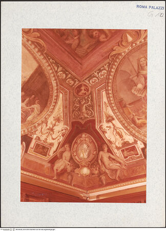 Vorderseite von Vasari, Giorgio [https://www.deutsche-digitale-bibliothek.de/content/lizenzen/rv-fz/] Personifikationen der Künste (Mitte) und Wissenschaften (Außenfelder) - Detail: Grotesken mit Zuccari-Wappen, bh305408_recto. Foto.