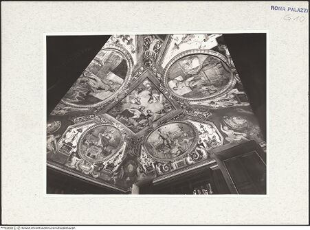 Vorderseite von Vasari, Giorgio [https://www.deutsche-digitale-bibliothek.de/content/lizenzen/rv-ez/] Personifikationen der Künste (Mitte) und Wissenschaften (Außenfelder) - Gesamtansicht, bh305409_recto. Foto.