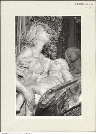 Vorderseite von Bibliotheca Hertziana [https://www.deutsche-digitale-bibliothek.de/content/lizenzen/rv-fz/] Grabmal von Papst Alexander VII. ChigiCaritas - Detail, Gesicht der Veritas, bh305639_recto. Foto: Wiedenhoeft, Ron.