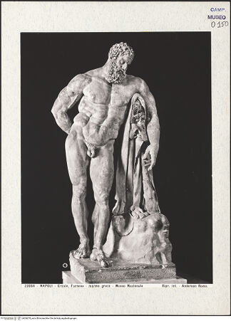 Vorderseite von Alinari [https://www.deutsche-digitale-bibliothek.de/content/lizenzen/rv-ez/] Herkules Farnese, Kopie nach einem Original (des Lysipp) der zweiten Hälfte des 4. Jahrhunderts v. Chr. - Frontalansicht, bh306070_recto. Foto.