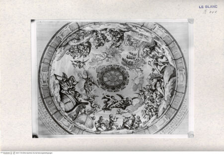 Vorderseite von Landesbildstelle Rheinland [http://creativecommons.org/publicdomain/mark/1.0/] Heilige werden mit dem Kreuzzeichen ausgezeichnet; (nach der 1.Kuppel im rechten Seitenschiff von St.Peter, Rom) - , bh311763. Foto.