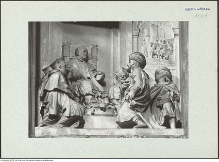 Vorderseite von Bibliotheca Hertziana [https://www.deutsche-digitale-bibliothek.de/content/lizenzen/rv-fz/] Grabmal Pauls V.Obergeschoss, rechts: Empfang einer persischen Gesandschaft - Detail: Papst und persische Gesandte , bh312086_recto. Foto.