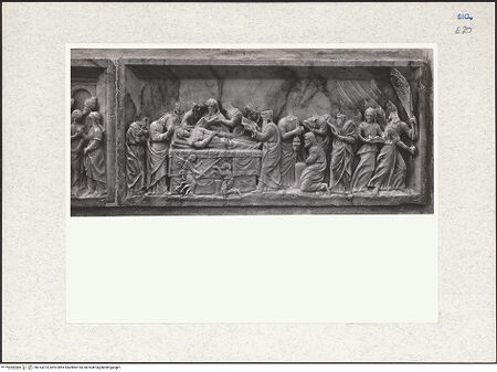 Vorderseite von Bibliotheca Hertziana [https://www.deutsche-digitale-bibliothek.de/content/lizenzen/rv-fz/] Fragmente eines MarienretabelsReliefs der Darstellung Christi im Tempel und des Marientodes - Marientod, bh314373_recto. Foto: Kruft, Hanno-Walter.
