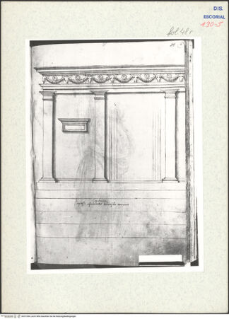 Vorderseite von Warburg Institute [https://www.deutsche-digitale-bibliothek.de/content/lizenzen/rv-ez/] Codex EscurialensisAufriss der nördlichen Längsseite des Sepulcrum Bibuli - , bh315394_recto. Foto.